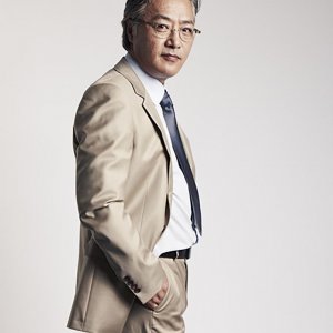 Lee Gyeongyeong 